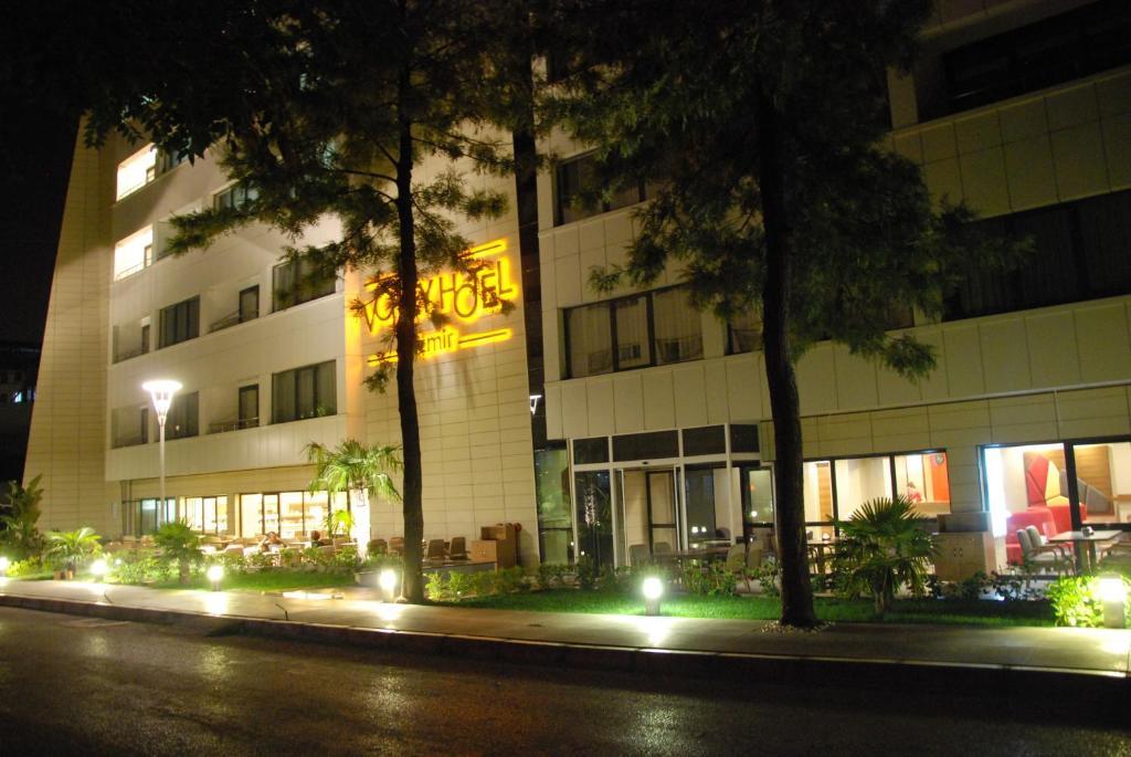 Volley Hotel Izmir Eksteriør billede