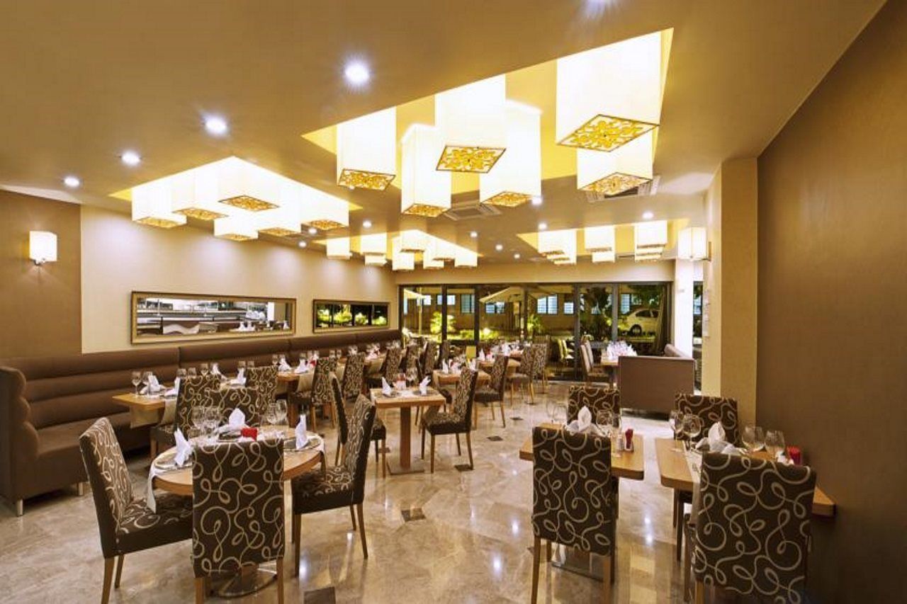 Volley Hotel Izmir Eksteriør billede