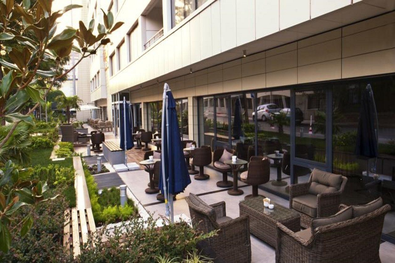 Volley Hotel Izmir Eksteriør billede