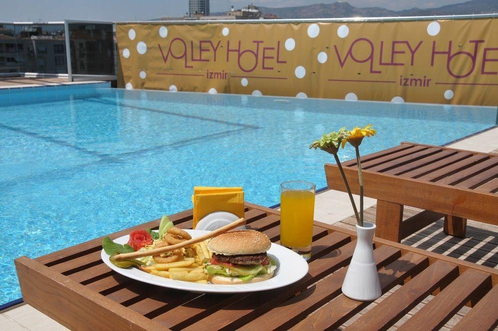 Volley Hotel Izmir Eksteriør billede