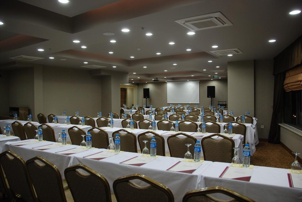 Volley Hotel Izmir Eksteriør billede